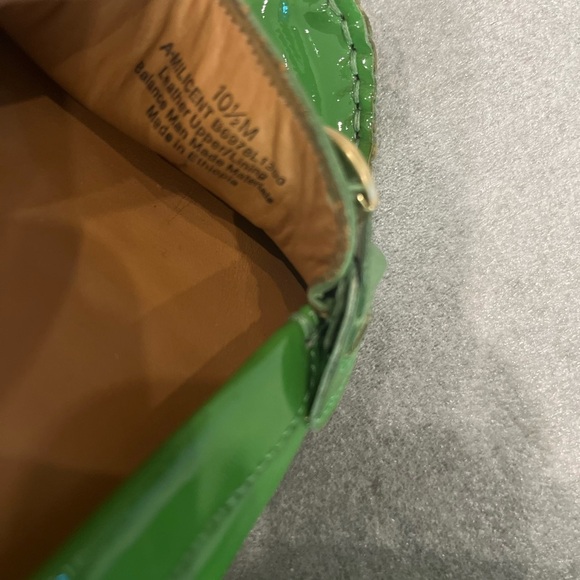 [10.5]Franco Sarto A Milicent Green Patent Leather Flat Loafer - Picture 8 of 8